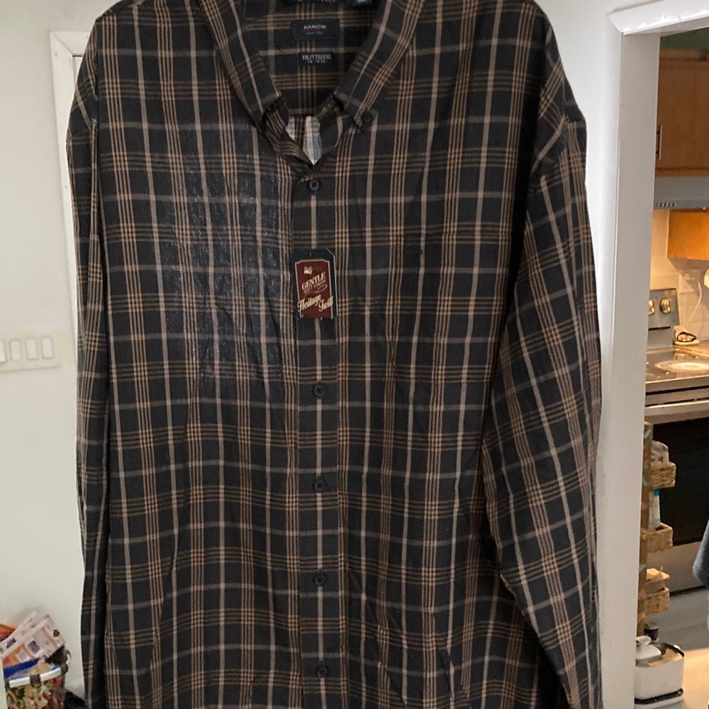 Arrow Men's Dark Plaid Button Down Shirt
